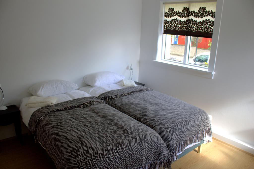 Helgugata Guesthouse Borgarnes Bagian luar foto