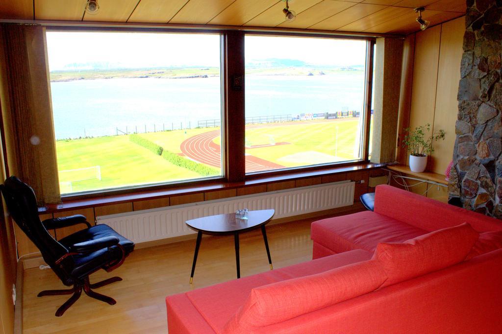 Helgugata Guesthouse Borgarnes Bagian luar foto